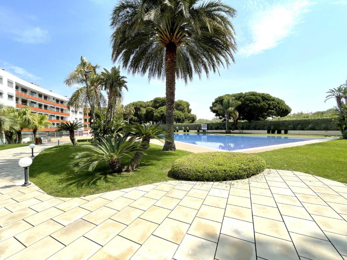 Luxurycambrils Resort&Spa 外观 照片