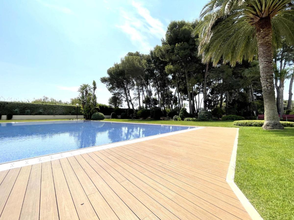 Luxurycambrils Resort&Spa 外观 照片