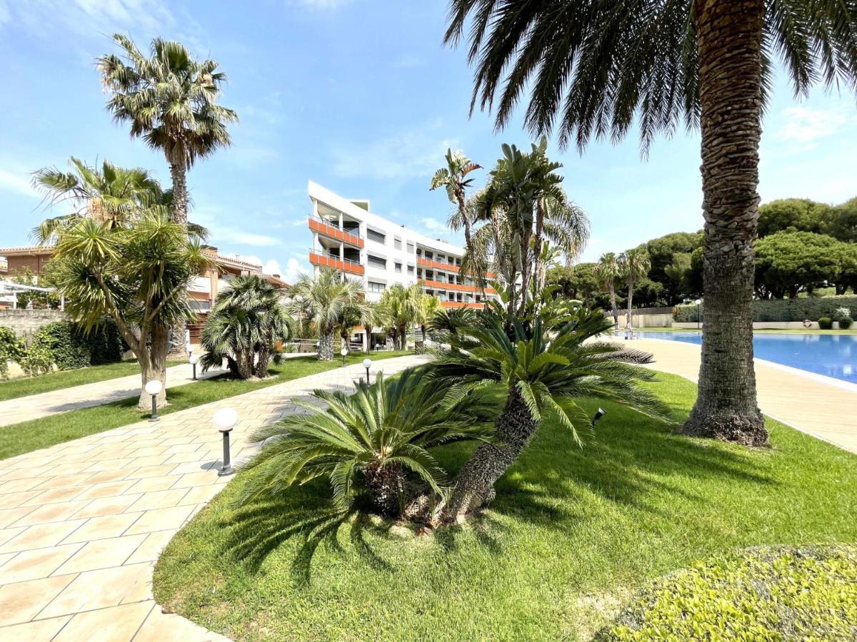 Luxurycambrils Resort&Spa 外观 照片